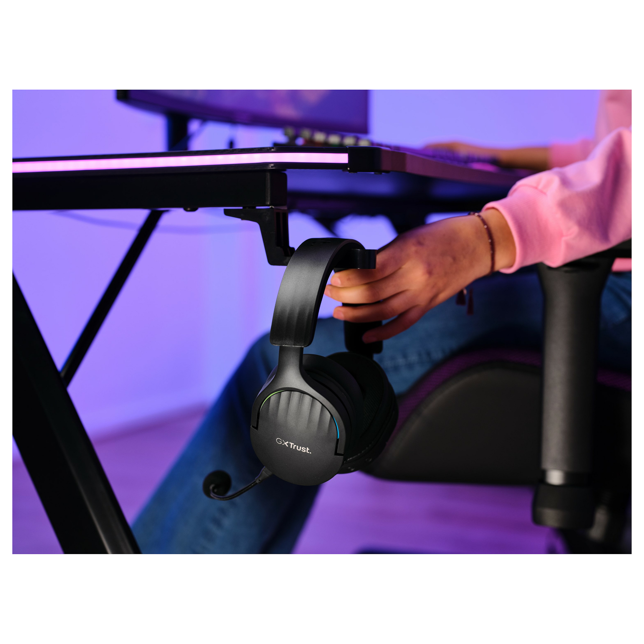 Kufje Gaming Trust GXT 491 Fayzo, 50mm, Wireless & Wired, 2.4GHz, Bluetooth, 7.1, RGB - Zezë 10