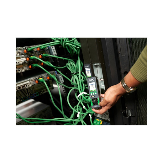 PDU APC NetShelter Advanced APDU10250ME, Metered, 3-Fazor, 11 kW, 400 V, 16 A, 42 Priza Kombinuese C13/C15/C19/C21, 0U – Zezë 8