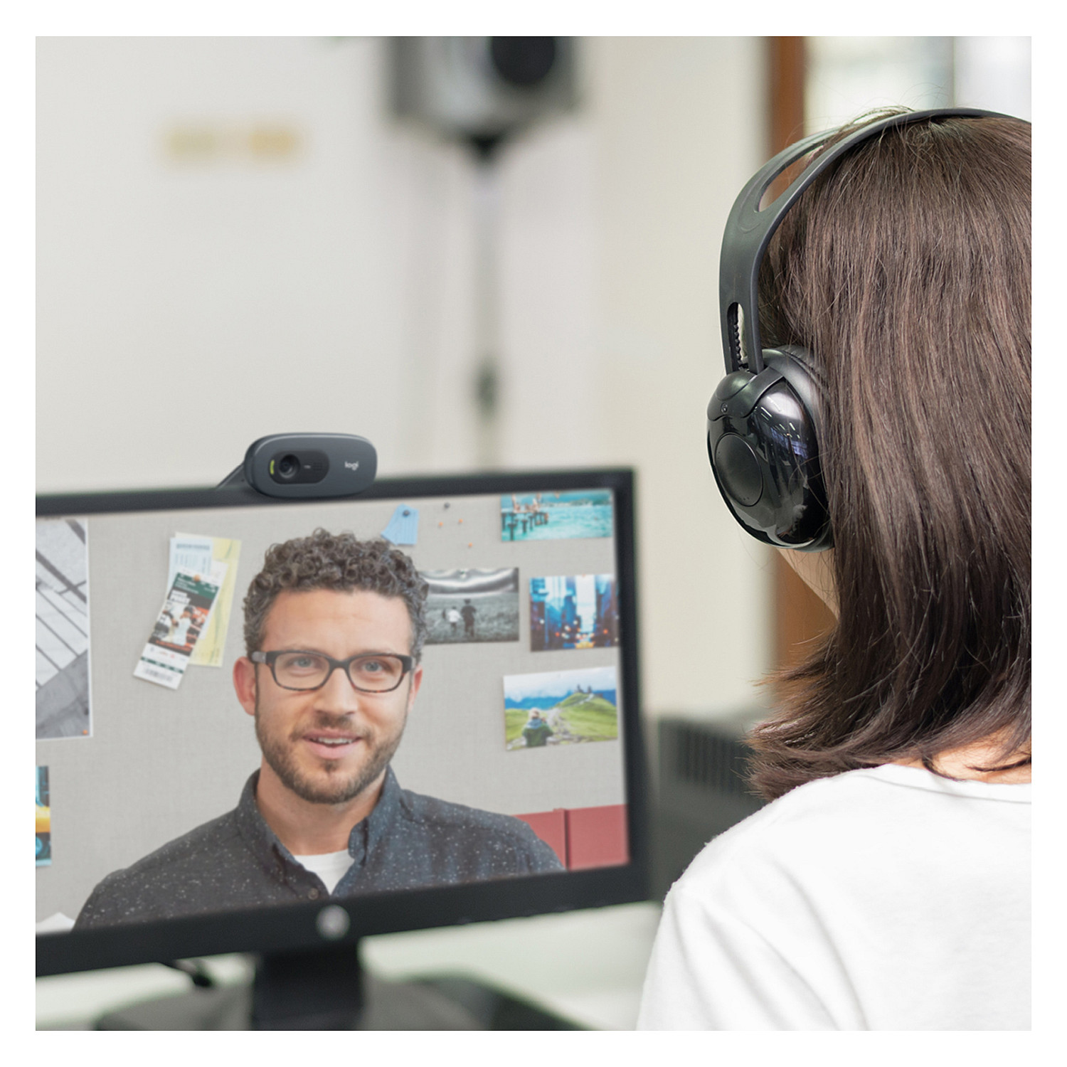 Webcam Logitech C505 / 960-001364 / HD 720p / USB-A / 1.2MP / 60° – Grafit 6