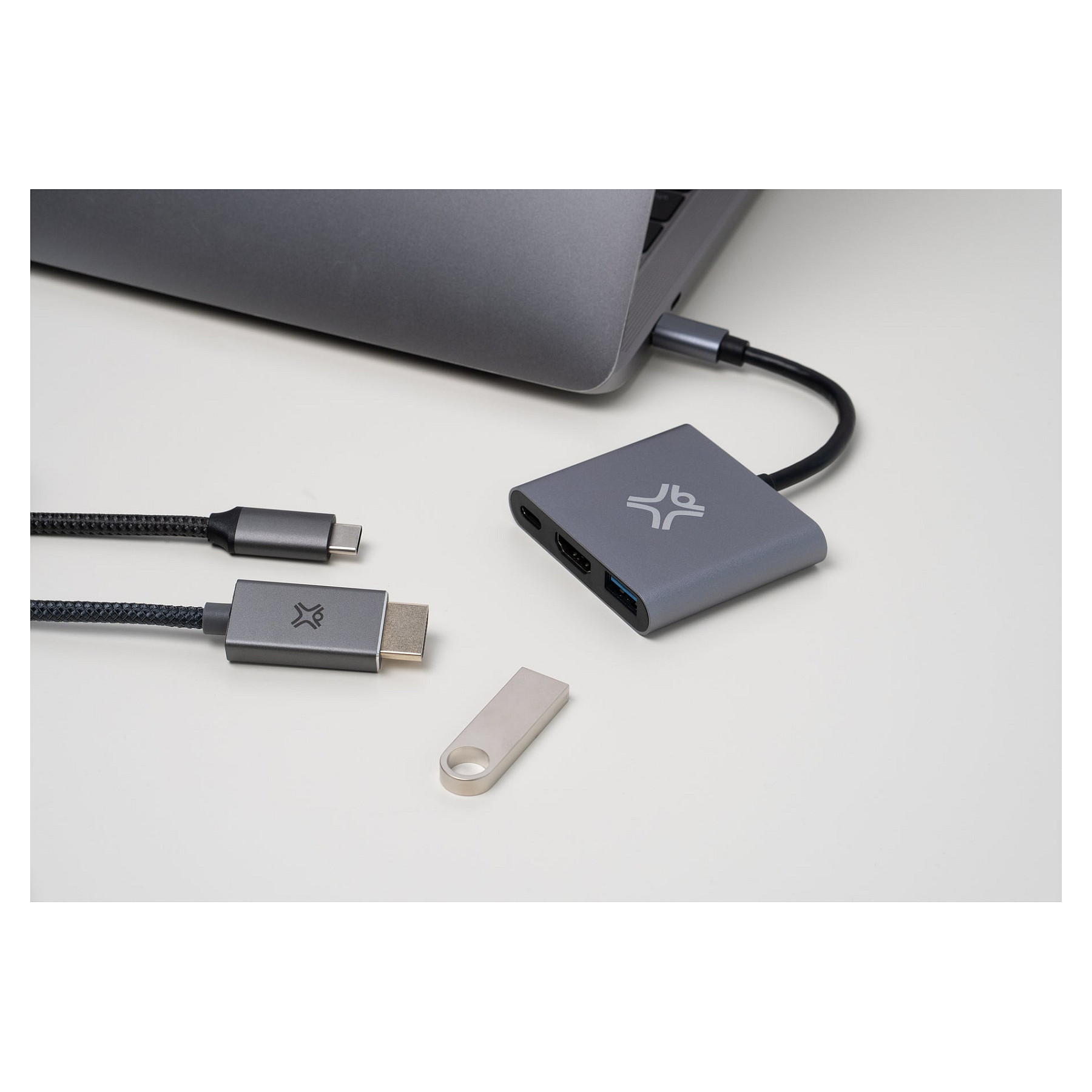 Hub USB-C XtremeMac XWH-HUB3-13, 3-port, HDMI 4K, USB-A 3.0, USB-C PD 60W - Argjend 4