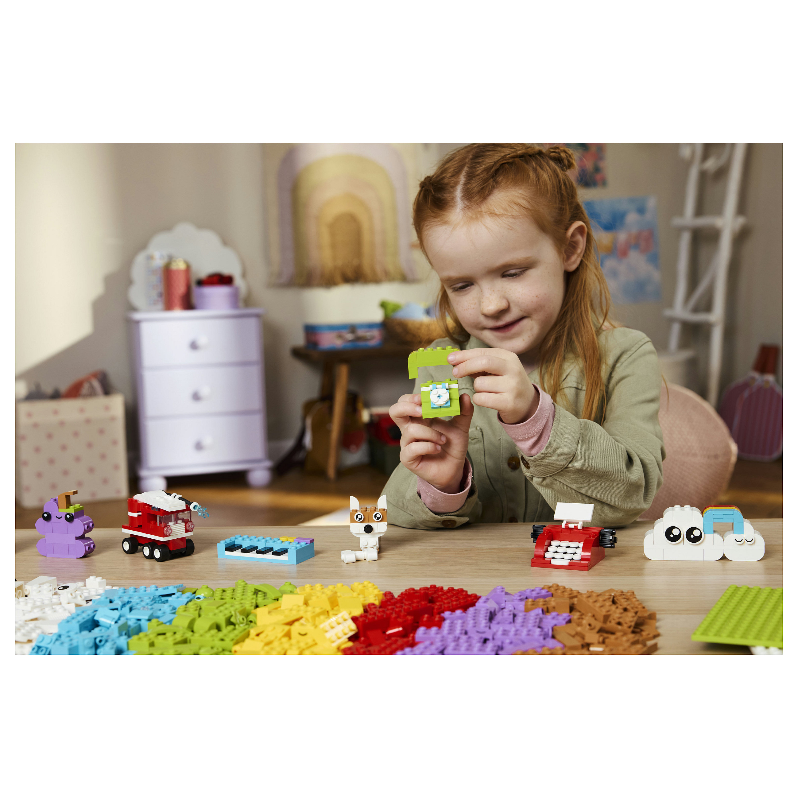 LEGO Classic Creative Build-and-Play Box 11044 thumbnail 6