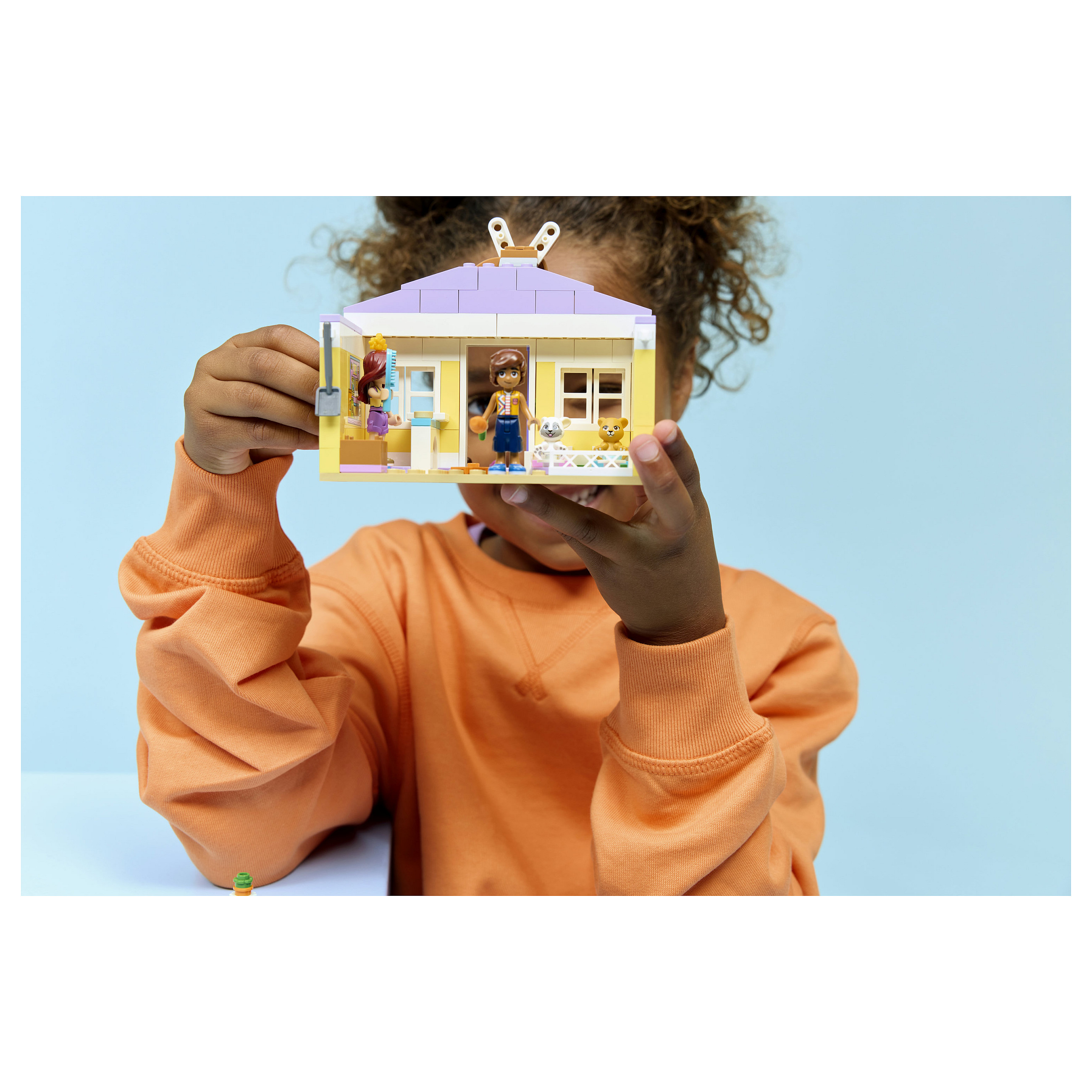 LEGO Friends Bunny Hotel 42679 thumbnail 4