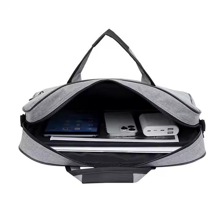 Çantë për Laptop 9911 / B53-24 / 15.6 Inch / Polyester / Lightweight / 41x32x8 cm / Hiri 2