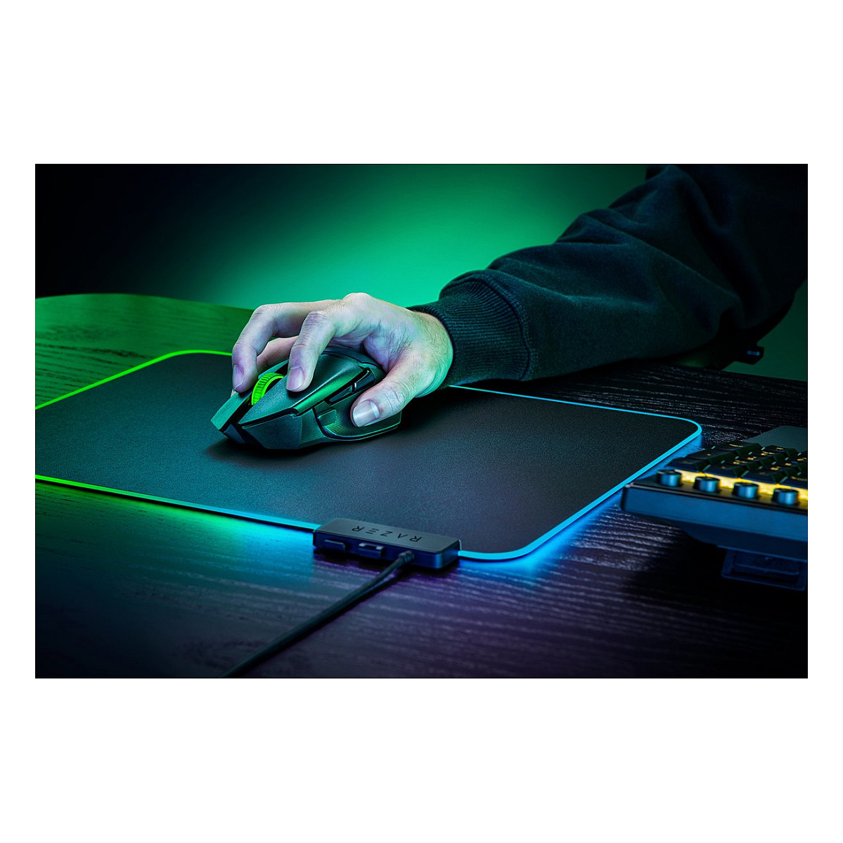 Maus Gaming Razer Basilisk V3 X HyperSpeed / RZ01-04870100-R3M1 / Sensor Optik Razer 5G / 18000 DPI / Wireless 2.4GHz & Bluetooth / Bateri AA – Zezë 4