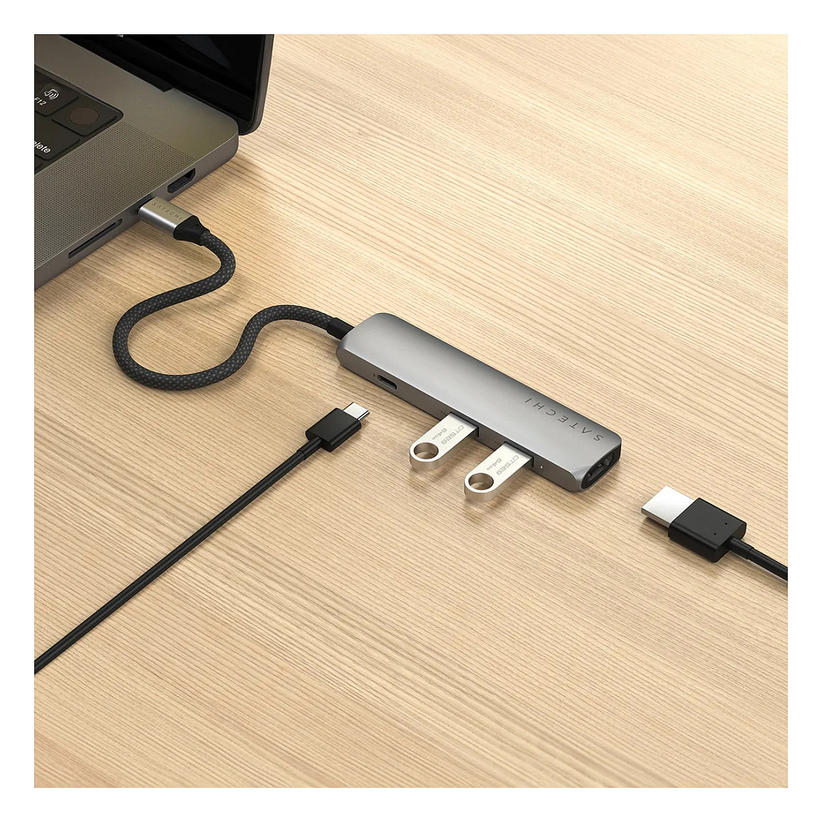 Hub Satechi ST-P4SM / 2x USB-A / 1x HDMI / 1x USB-C PD / 80W PD / 100W – Hiri 7