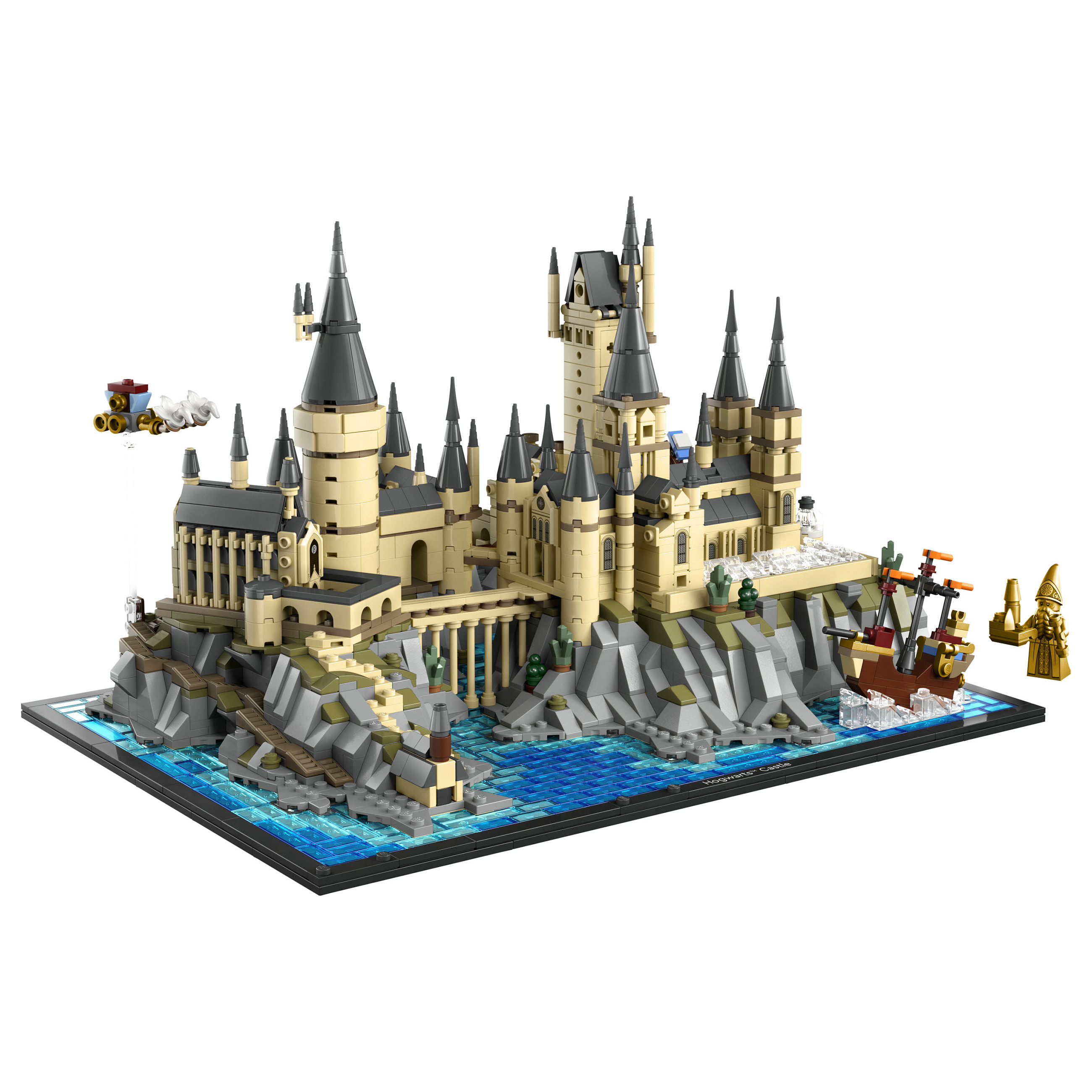 LEGO Harry Potter Hogwarts Castle and Grounds thumbnail 2