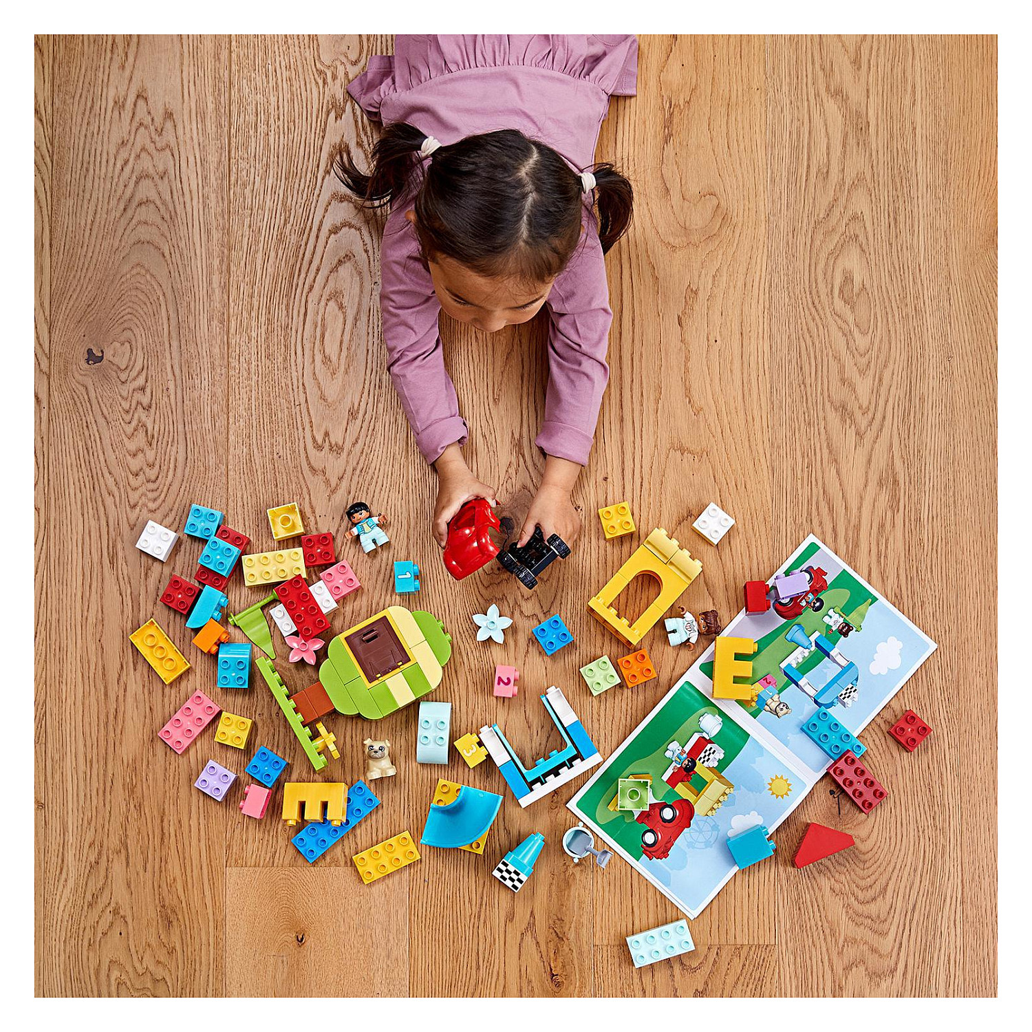 LEGO DUPLO Classic Deluxe Brick Box Set thumbnail 4