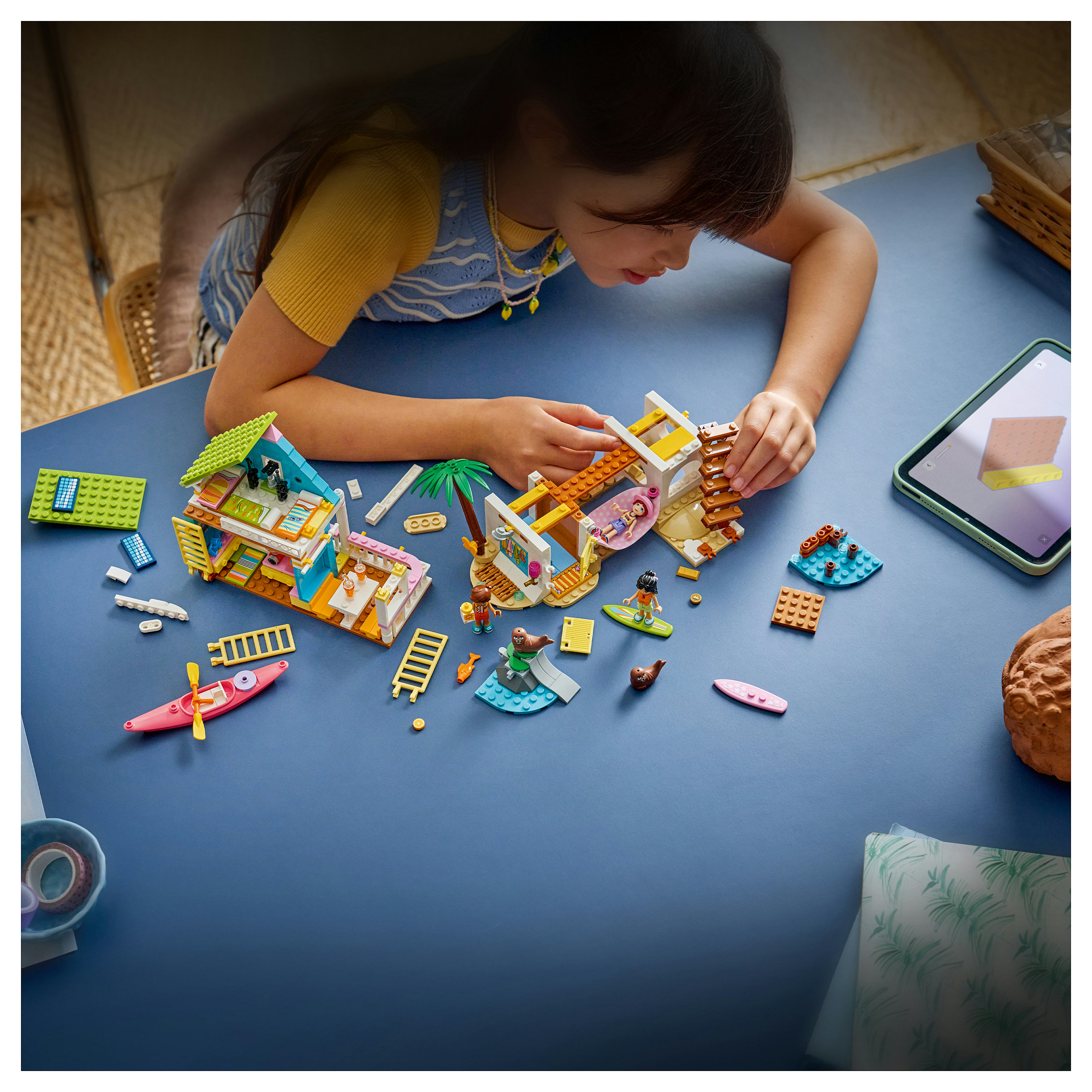 LEGO Friends Beach House with Seals 42699 thumbnail 5