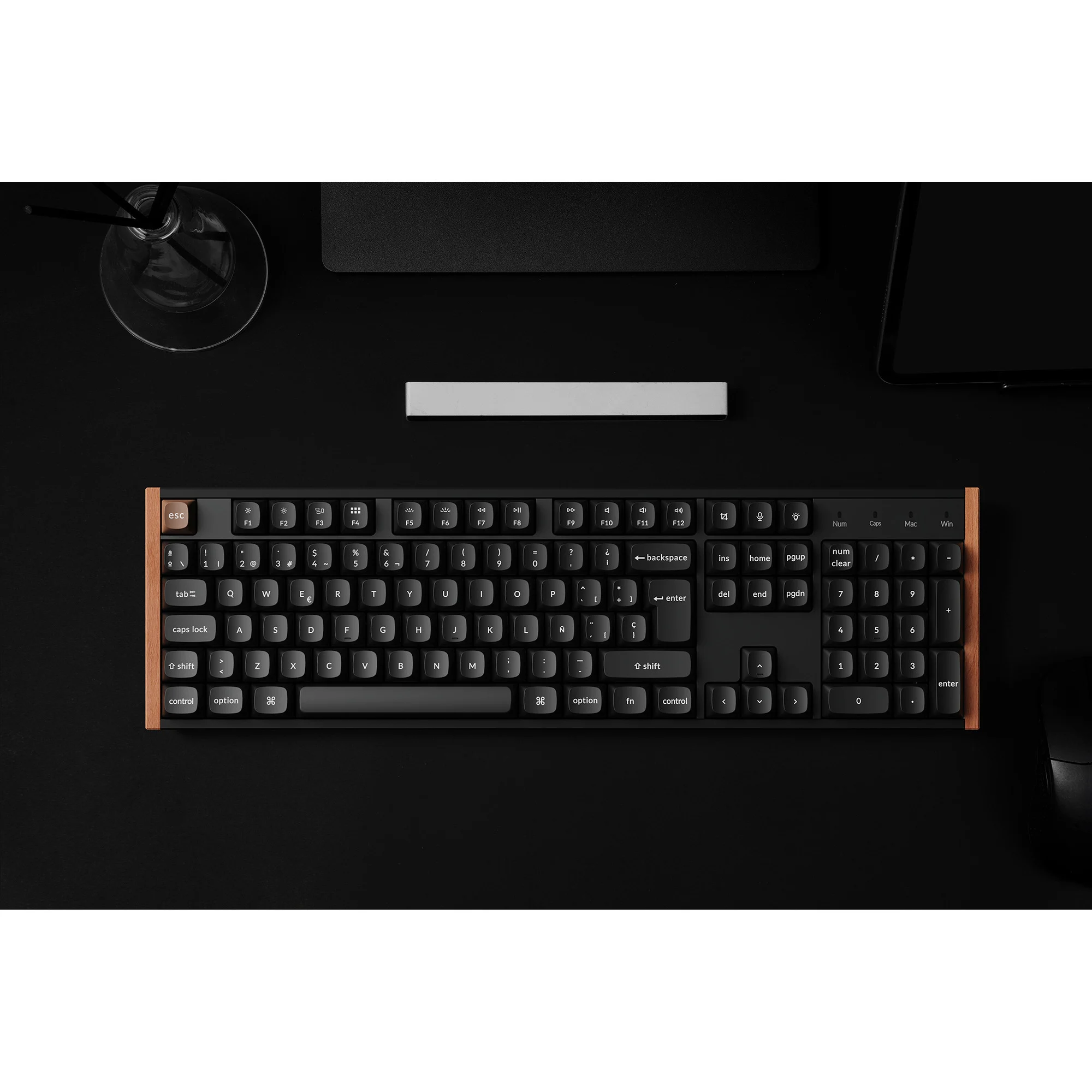 Tastierë Gaming Keychron K10 HE / Full-Size / Mekanike Hall Effect / Gateron Double-Rail Nebula / Hot-Swap / RGB / Wired&Wireless / USB-C / Bluetooth + 2.4 GHz / Gjerman - Zezë/Kafe 4