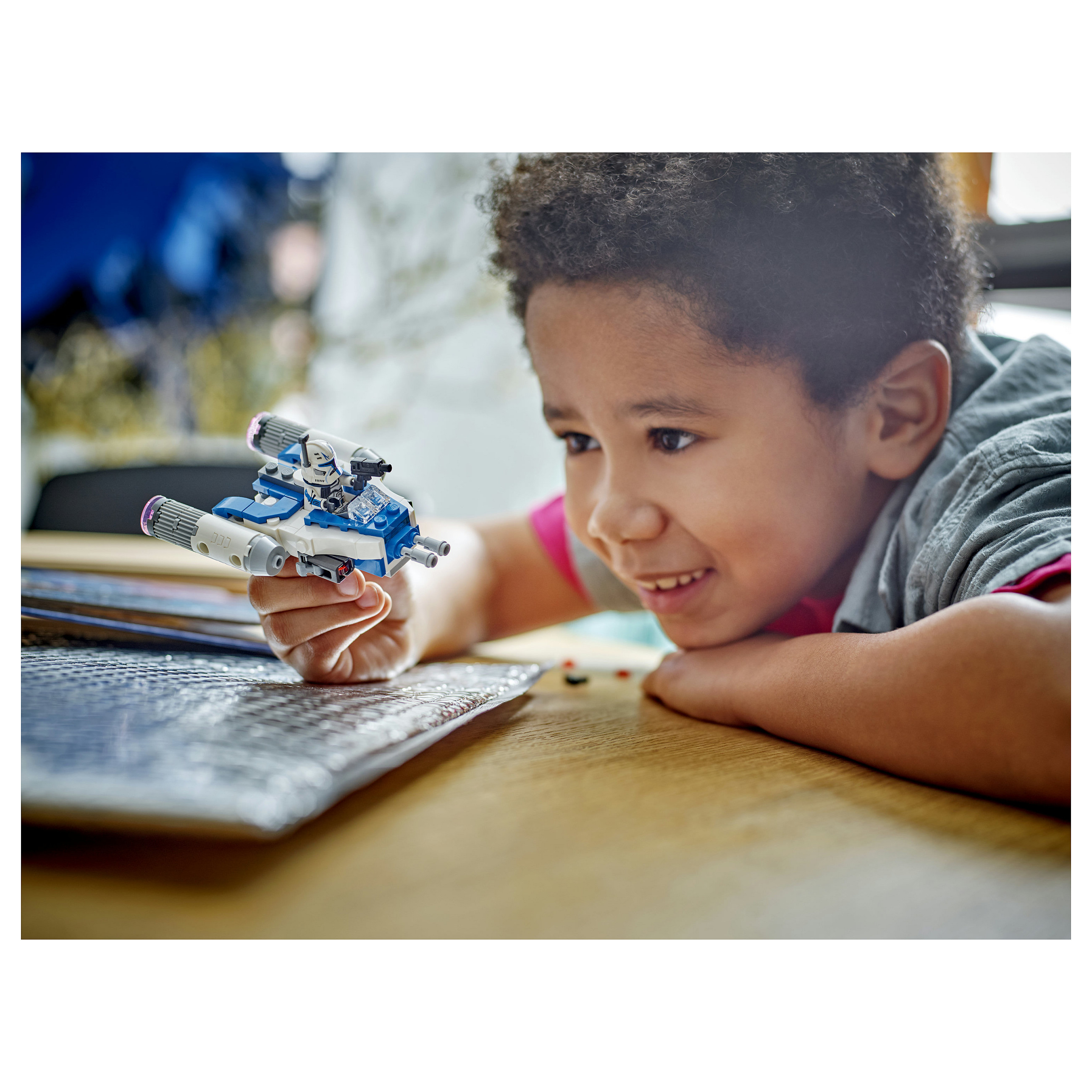 LEGO Captain Rex Y-Wing Microfighter thumbnail 3
