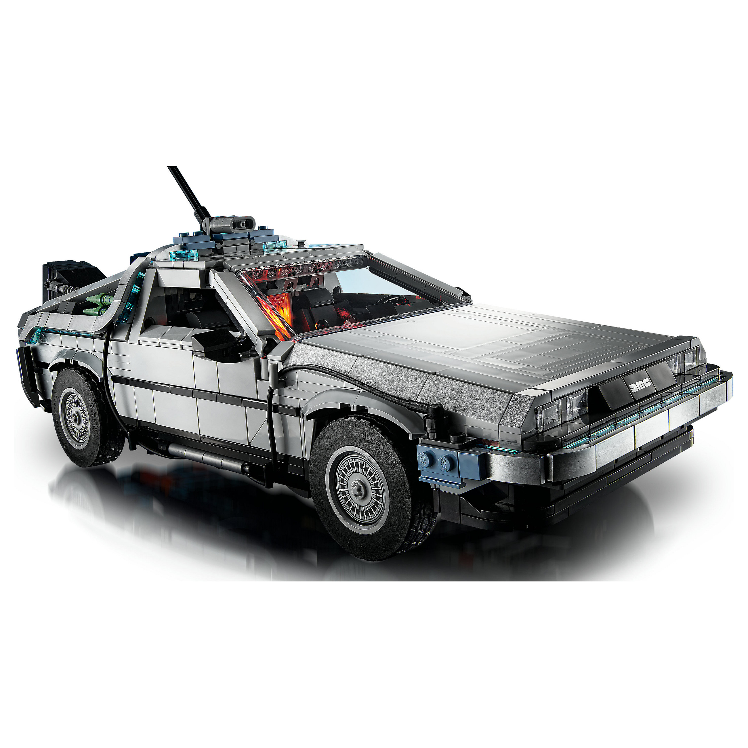 LEGO ICONS Back to the Future Time Machine thumbnail 2