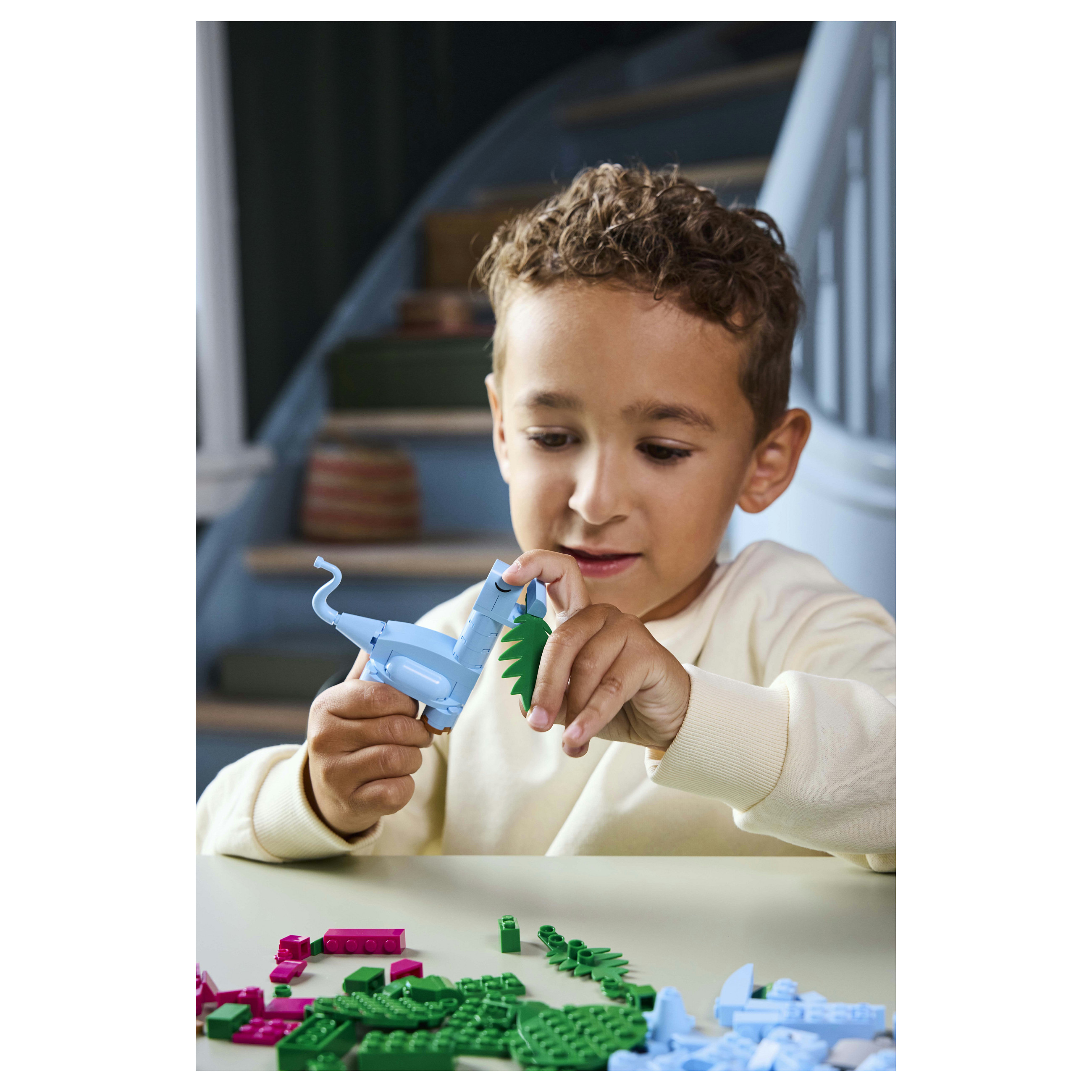 LEGO Classic Creative Dinosaurs 11041 thumbnail 4