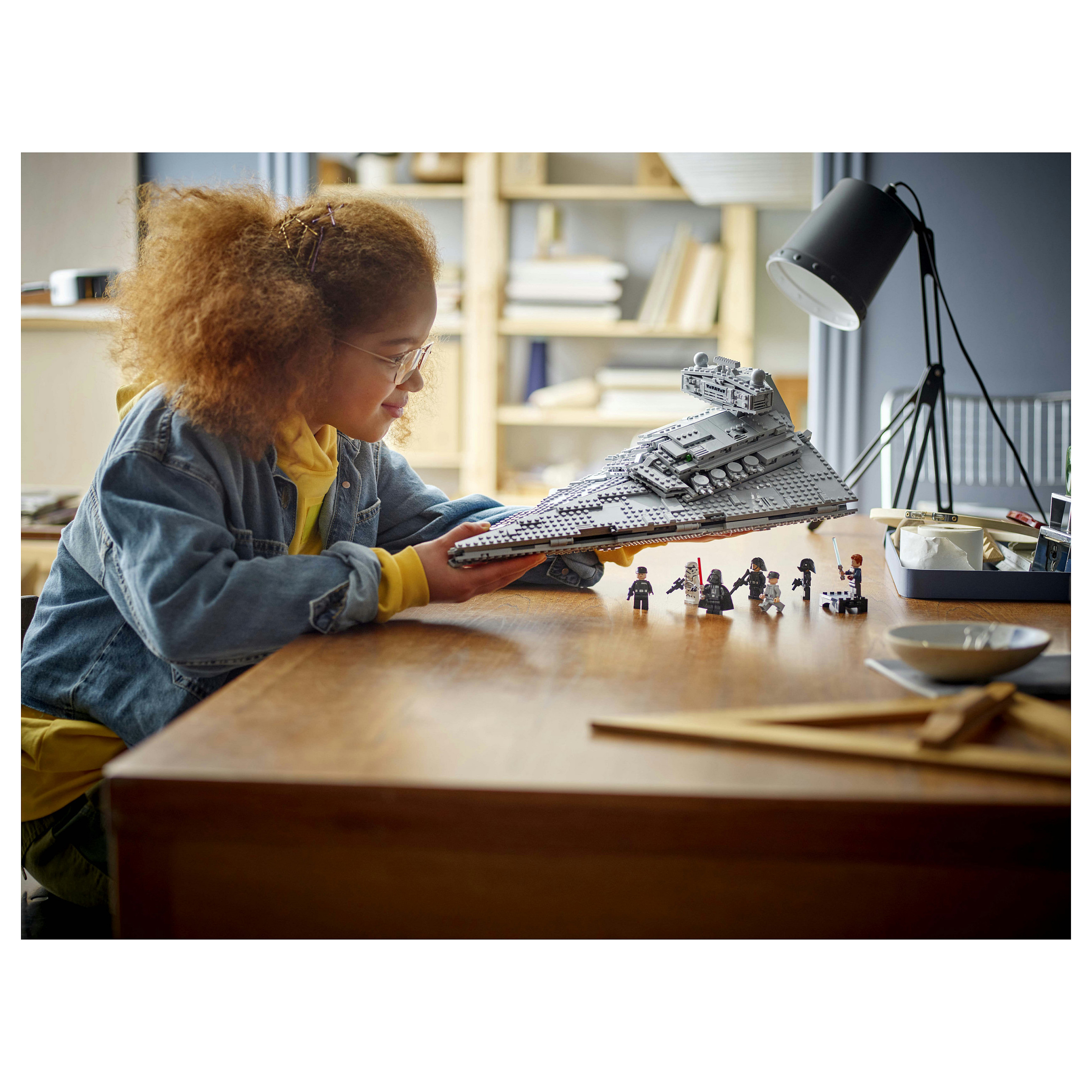 LEGO Star Wars Imperial Star Destroyer thumbnail 4