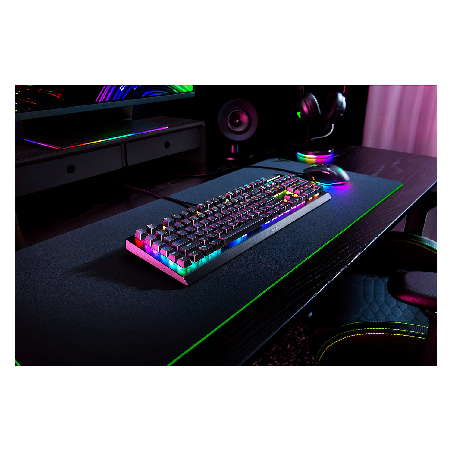 Tastierë Gaming Razer BlackWidow V4 X / Wired / QWERTZ (DE) / Full-Size / Mekanike / Razer Green Switch / 1000 Hz / 6 Makro / RGB Chroma – Zezë 3