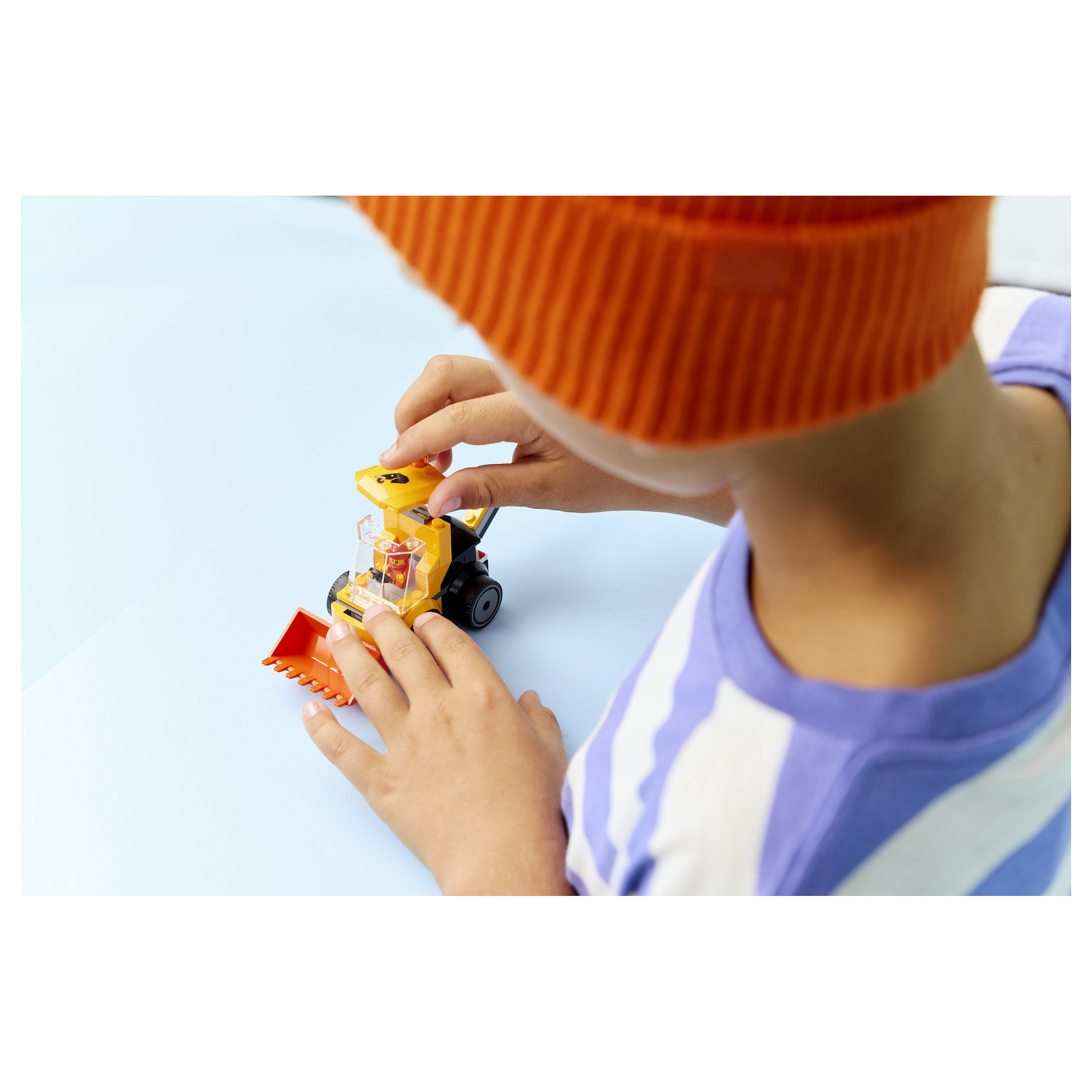 LEGO City Rides – Construction Loader 60483 thumbnail 2