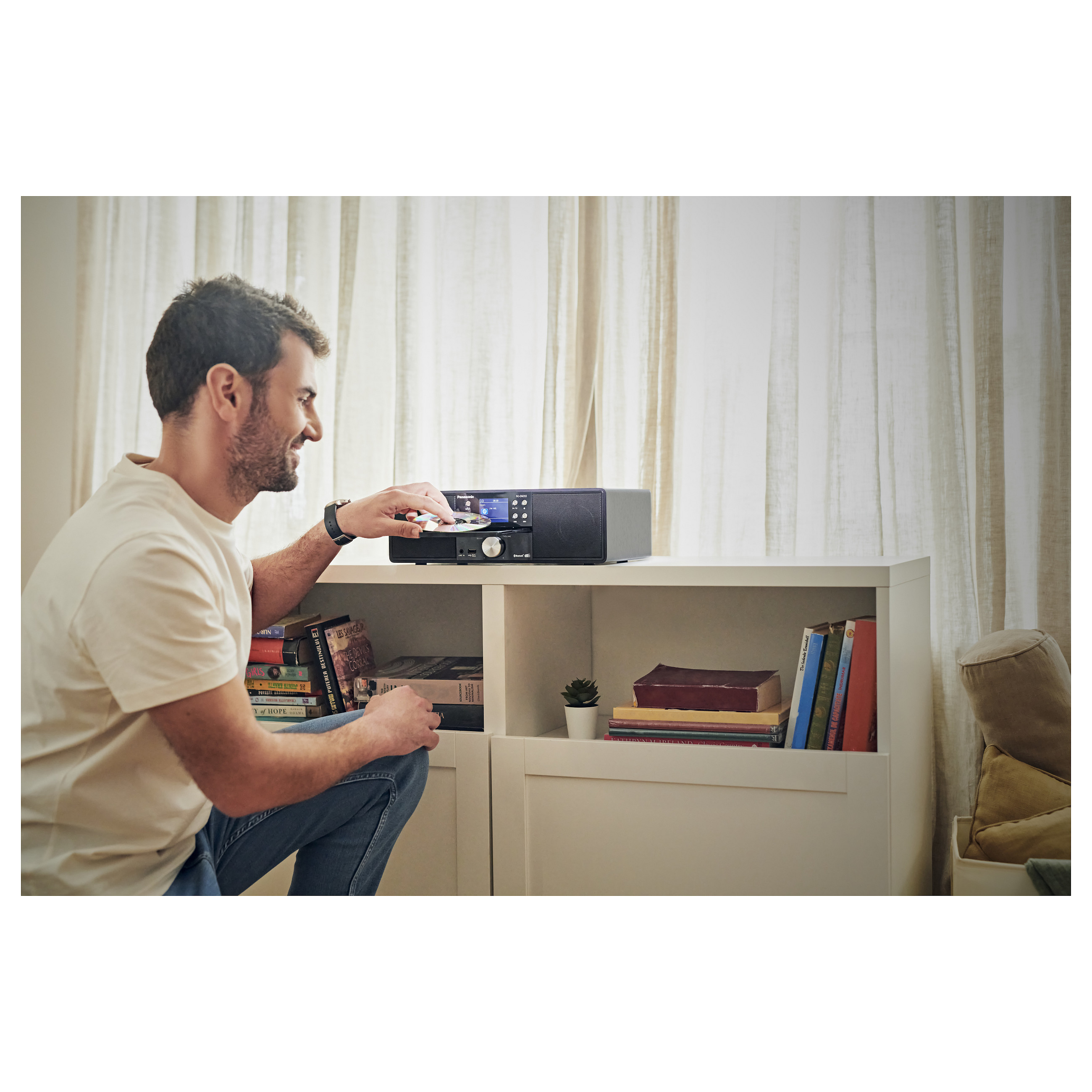 Sistem audio Panasonic SC-DM202EG-K, CD, DAB+ dhe FM, Bluetooth, 24 W - Zezë 4