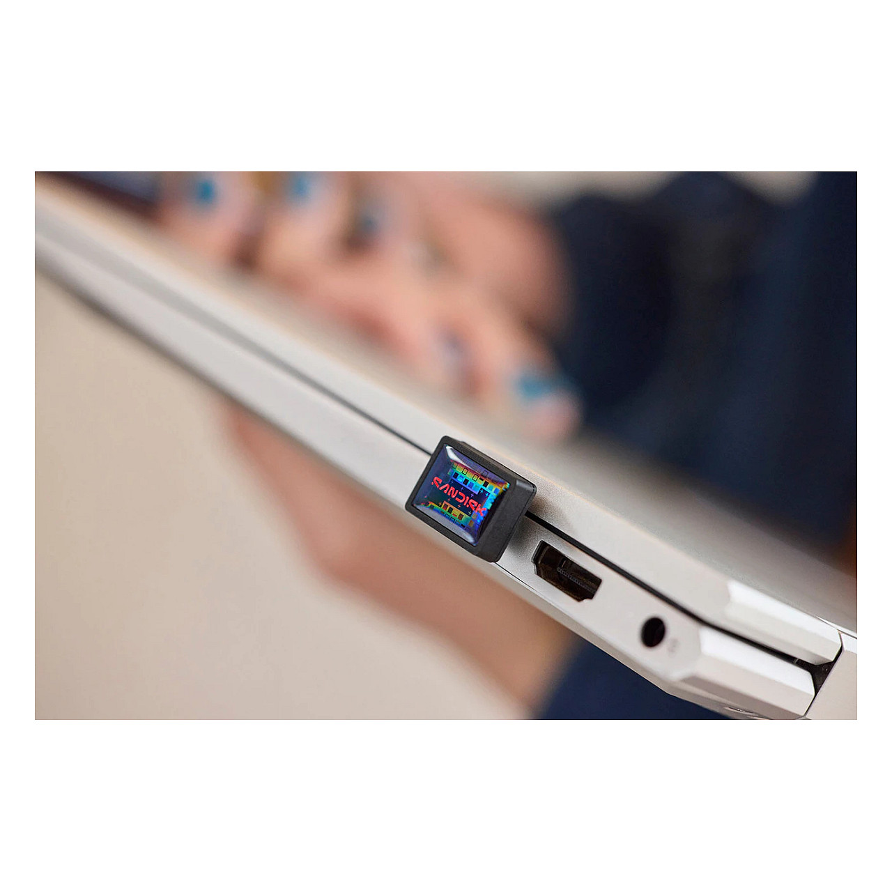 USB Flash Drive Stick 128GB Sandisk Extreme Fit USB-C thumbnail 3