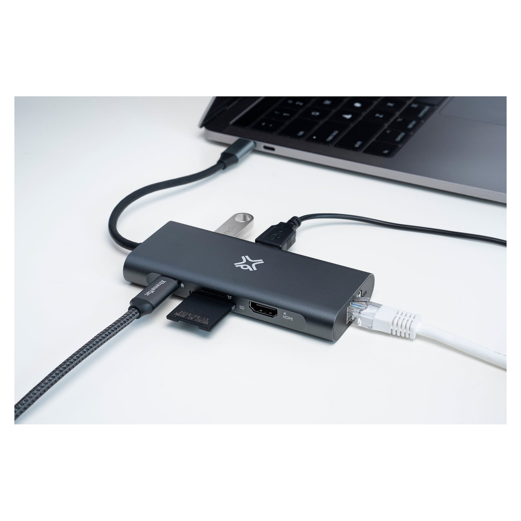 Hub USB-C XtremeMac XWH-HUB8-13, 8-port, HDMI 4K, 3x USB-A, SD/microSD, Ethernet Gigabit, USB-C PD 100W - Hiri 8