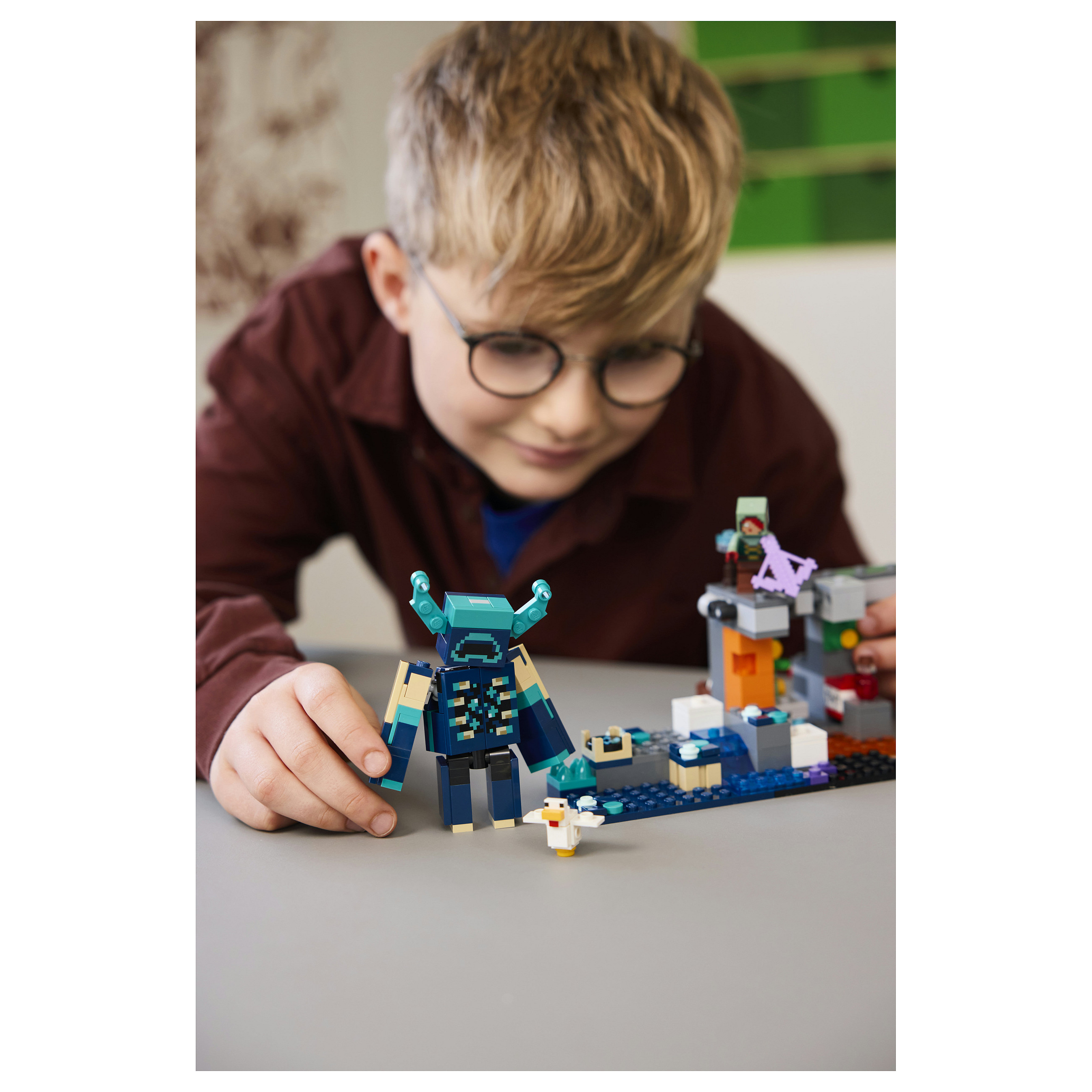 LEGO Minecraft The Warden Encounter thumbnail 5