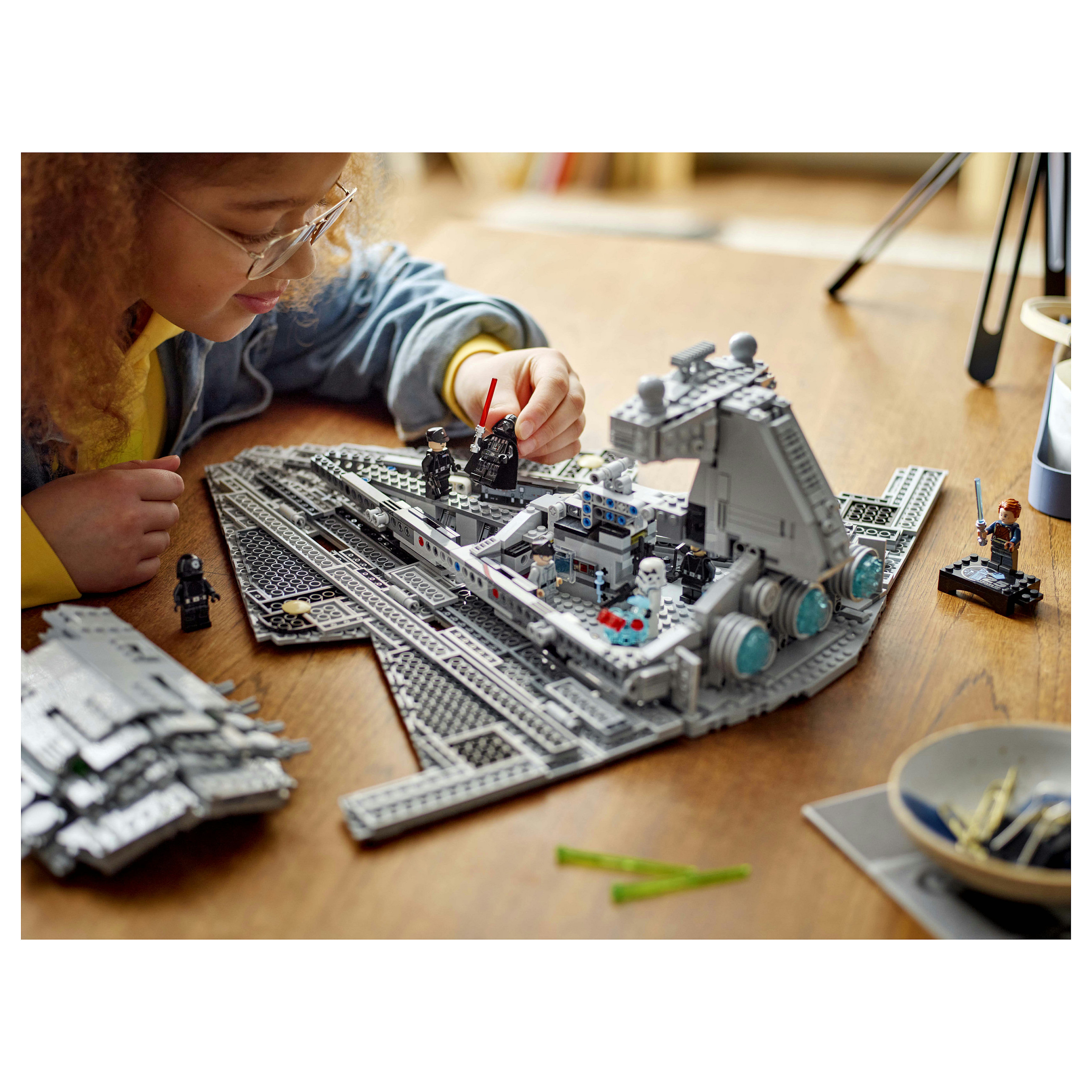 LEGO Star Wars Imperial Star Destroyer thumbnail 3