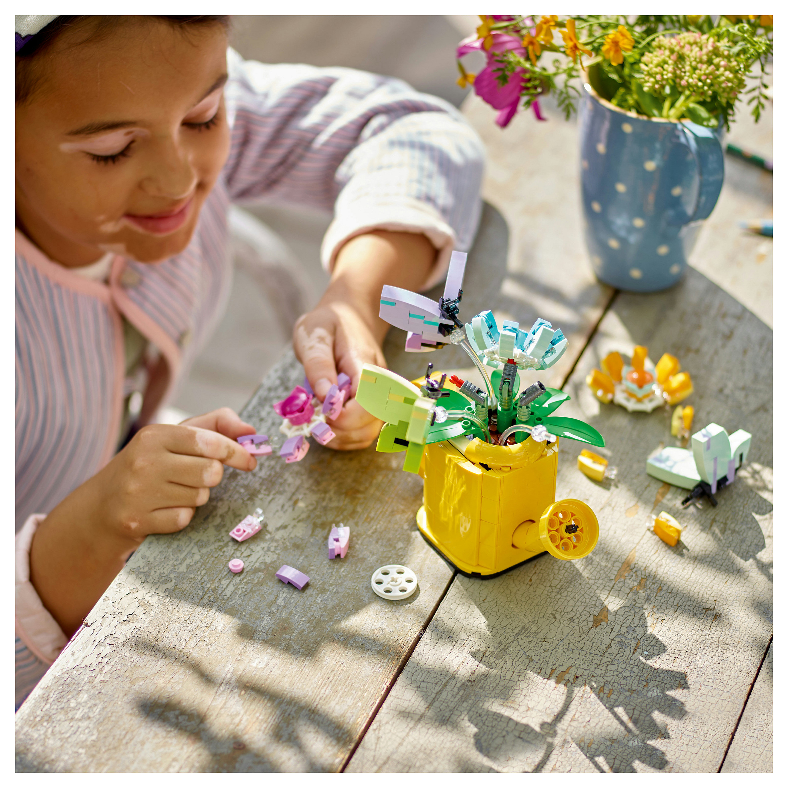 LEGO Creator 31149 Watering Can with Flowers thumbnail 5