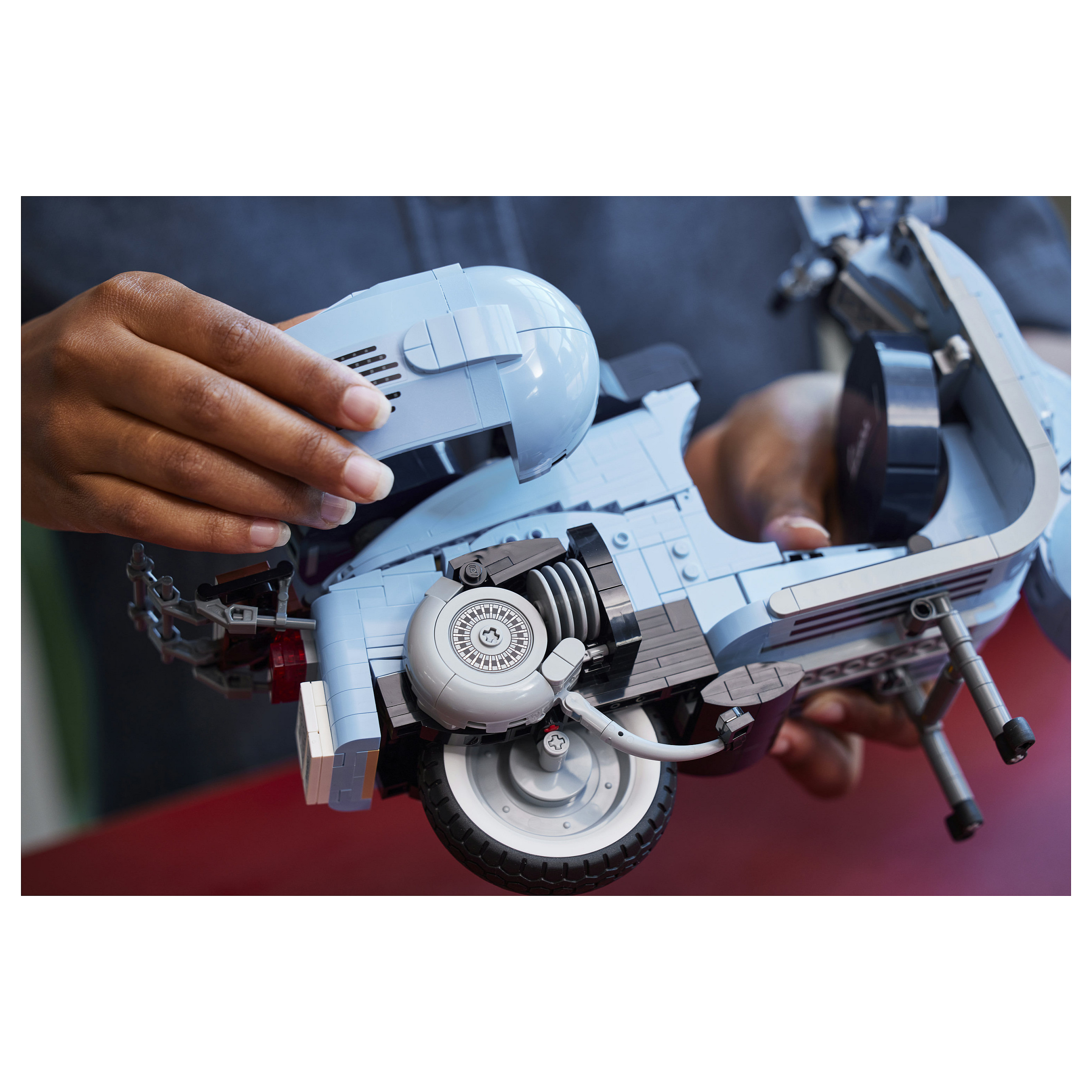 LEGO Creator Expert Vespa 10298 thumbnail 5