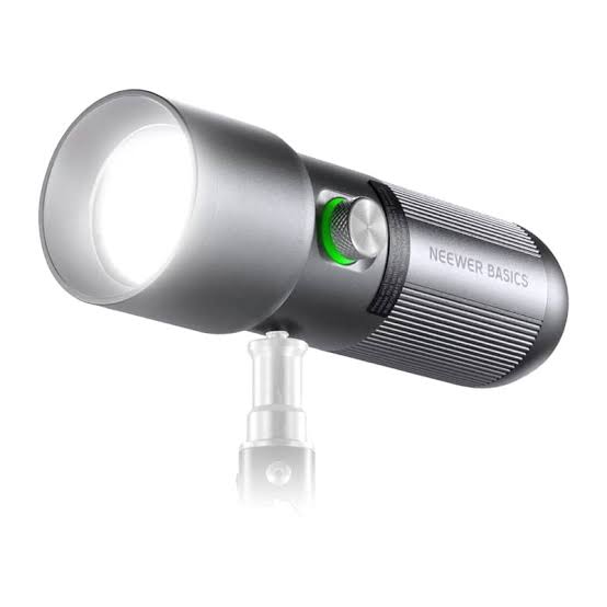 Dritë e Mençur Neewer FL10, 10W, 4 Ngjyra, 20 Gobo, 1620Lux, CRI 95+, TLCI 96+, 7500mAh, USB-C - Hiri
