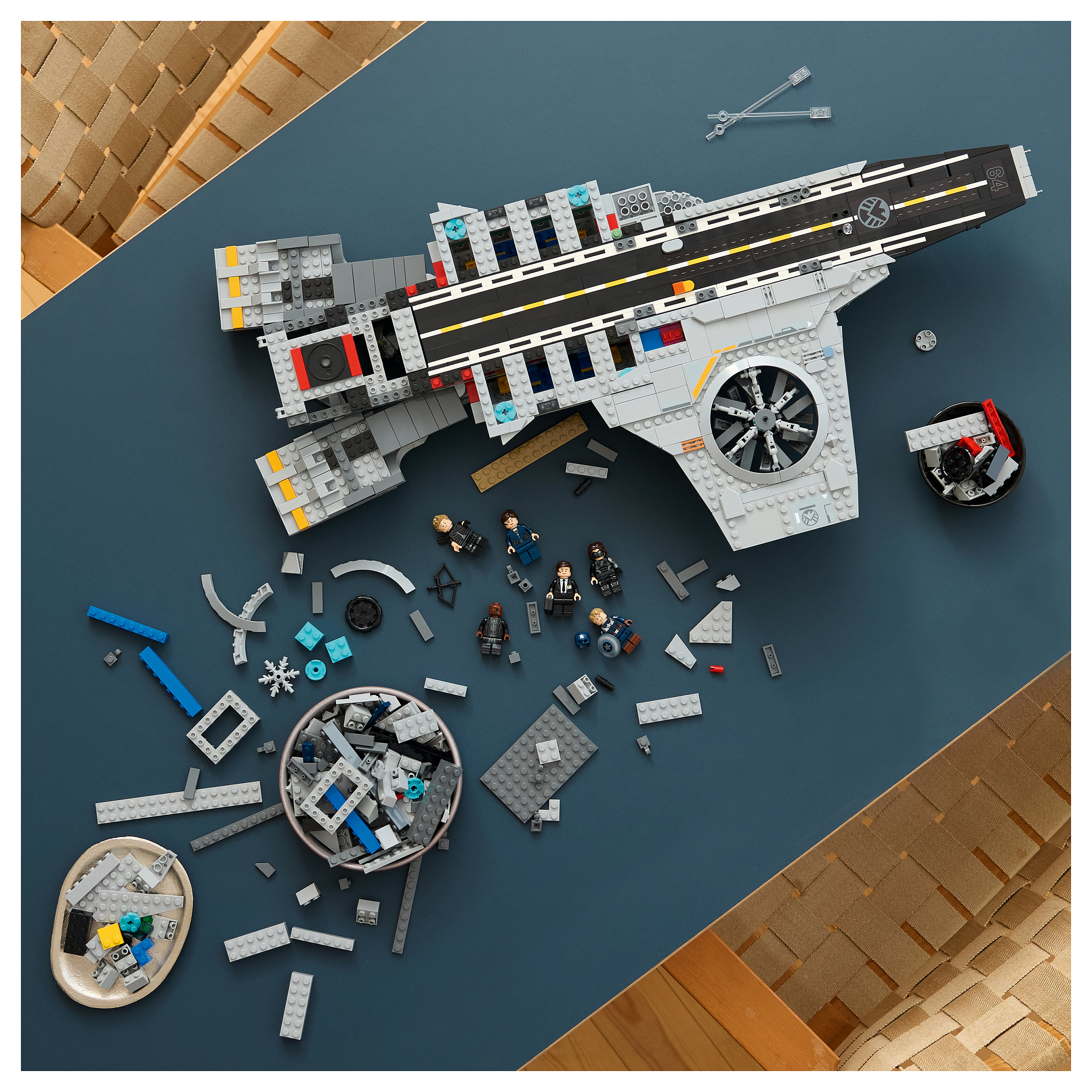 LEGO 76354 building toy thumbnail 4