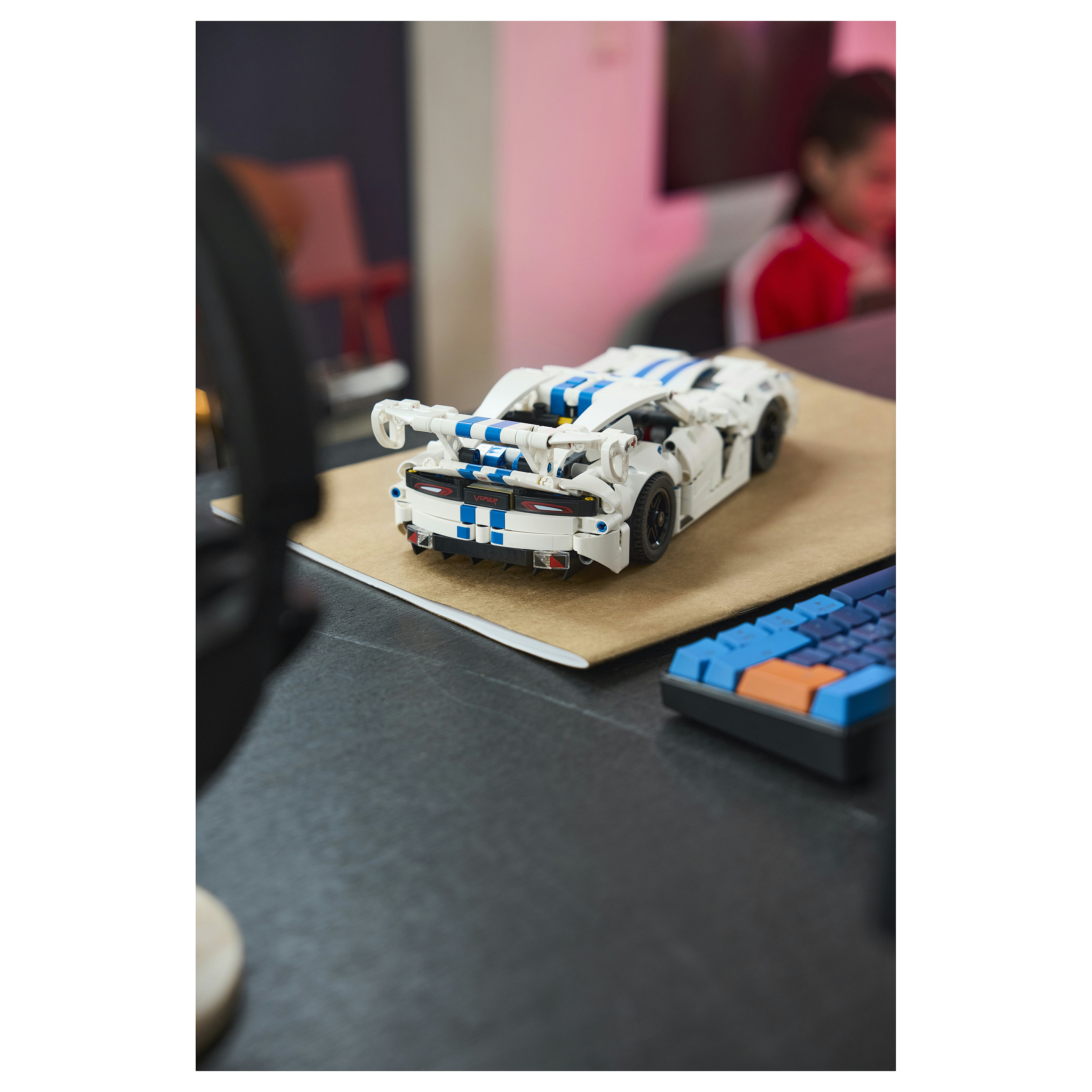 LEGO Technic 42234 thumbnail 4