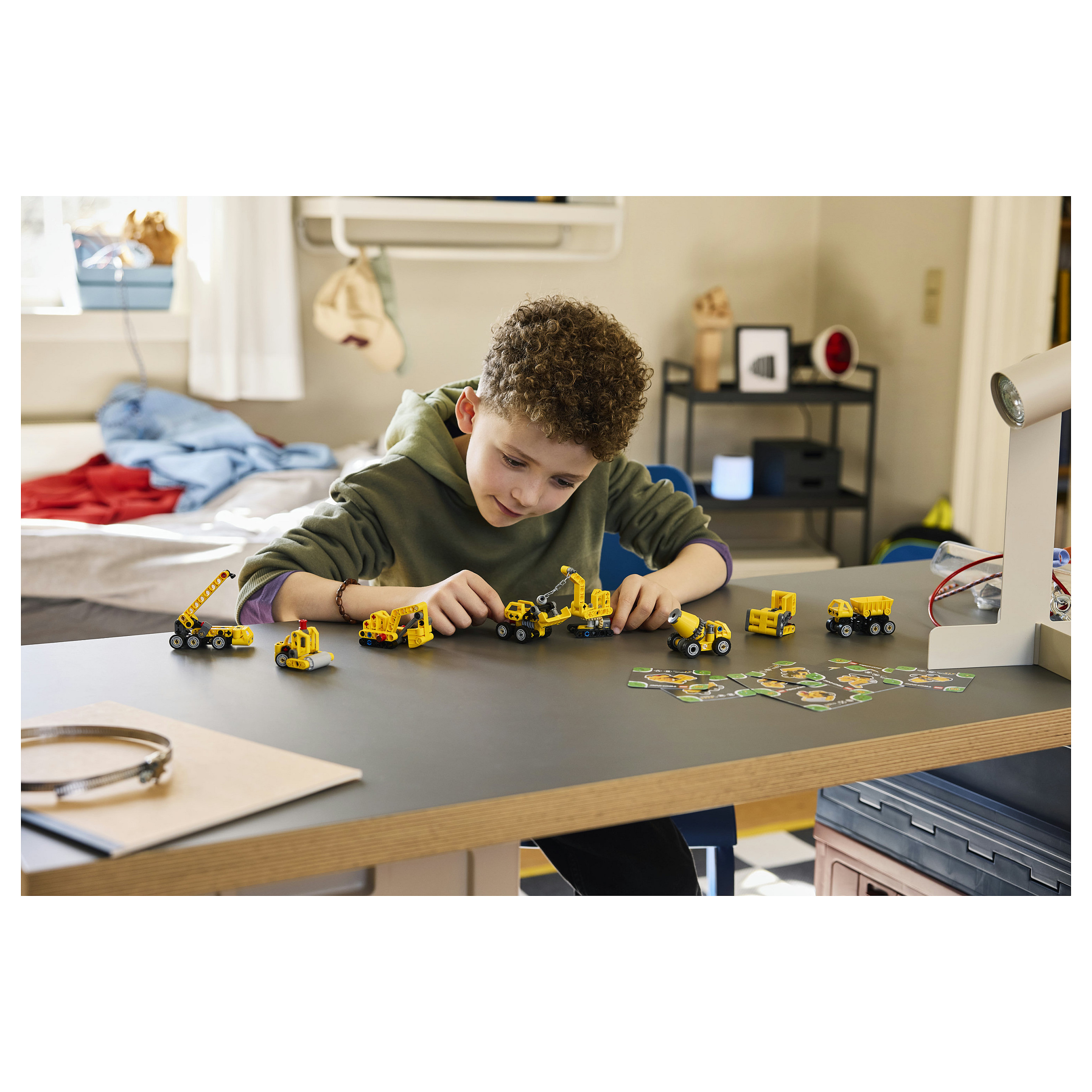 LEGO Technic 42233 thumbnail 5