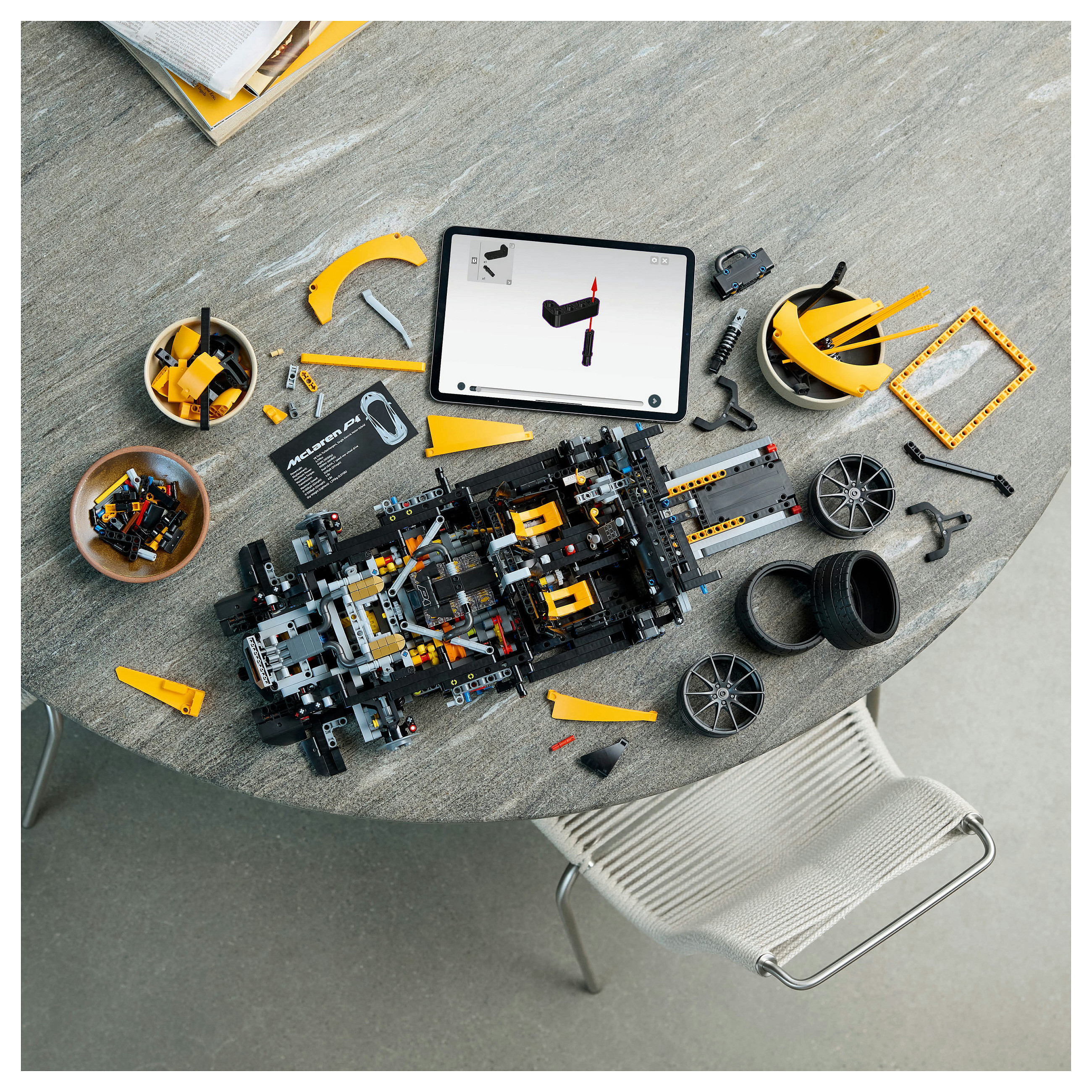 LEGO Technic McLaren P1 thumbnail 6