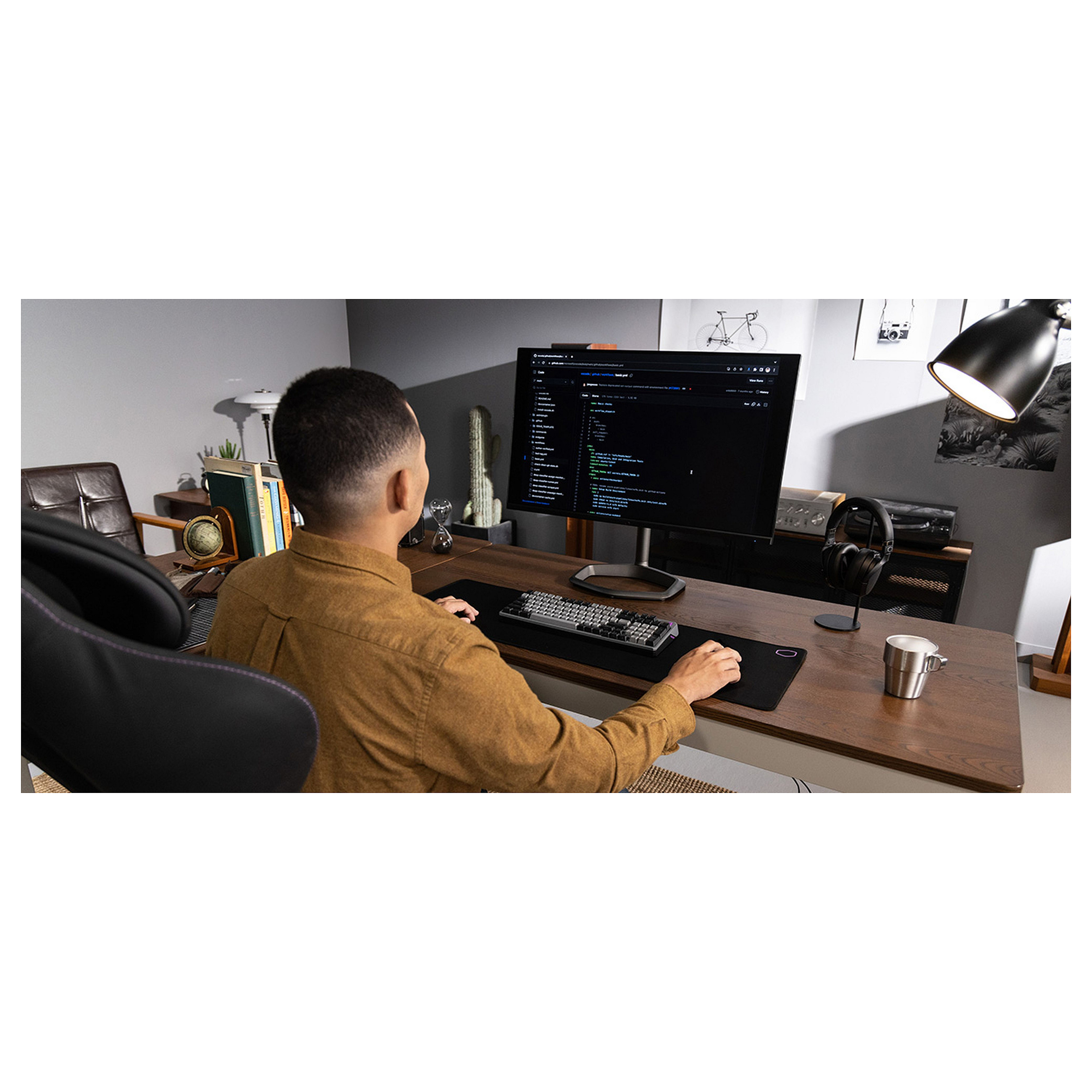 Tastierë Gaming Cooler Master MK770 / Wired / 98 Keys / Kailh Box V2 / USB + 2.4 GHz Wireless + Bluetooth 5.1 / AZERTY FR / RGB - Hiri 5
