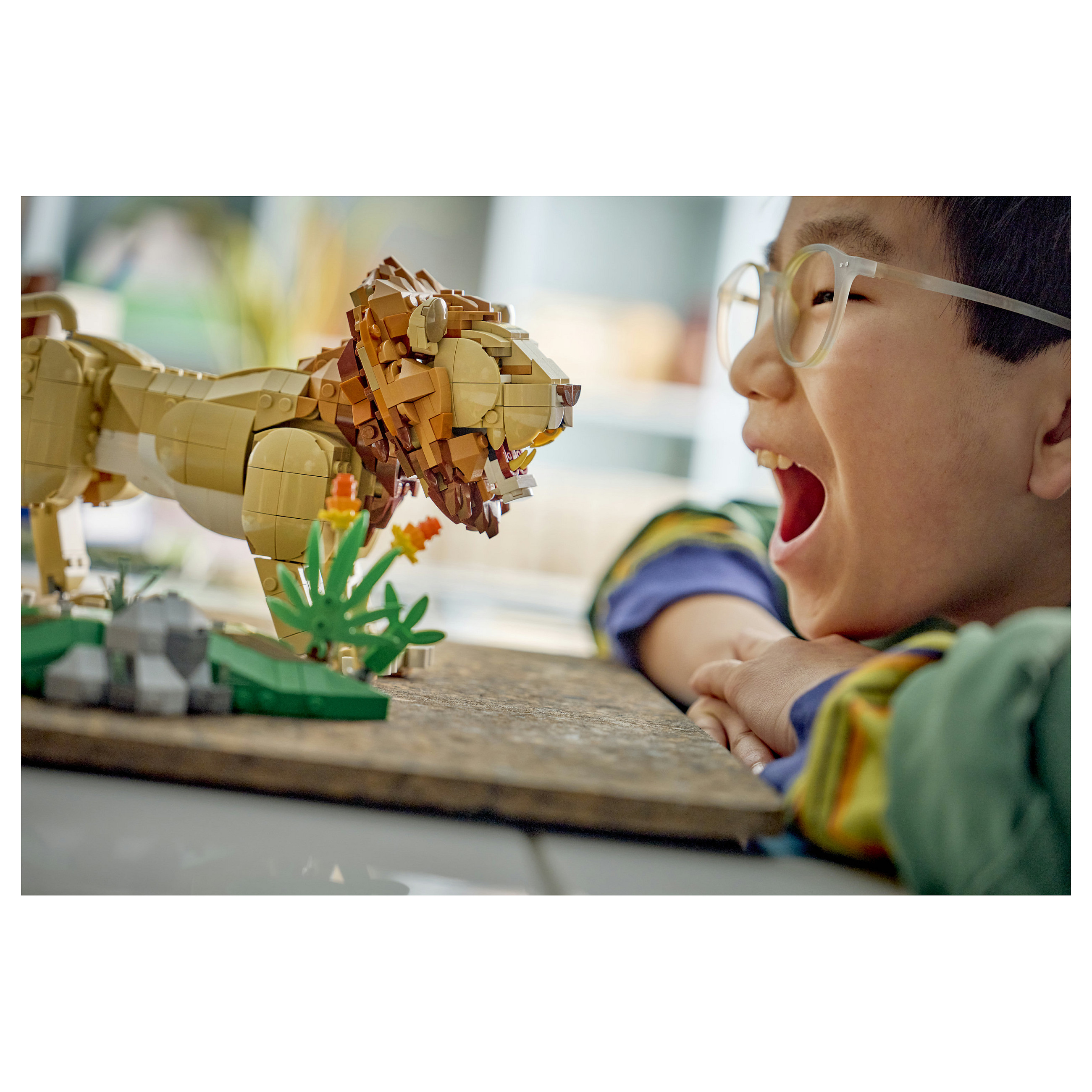 LEGO Creator Wilde Tiere: Majestätischer Löwe thumbnail 3