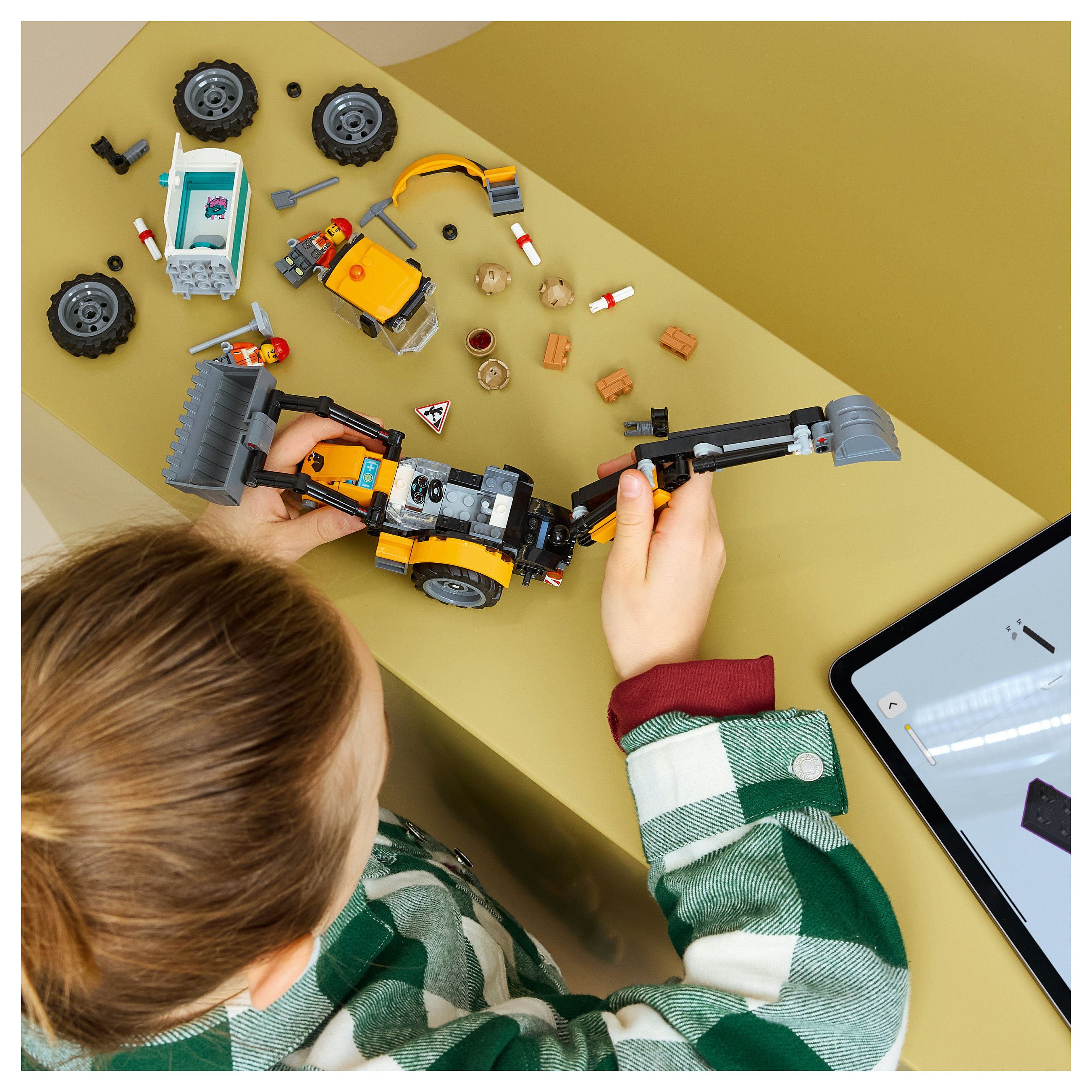 LEGO City Yellow Construction Loader 60483 thumbnail 5
