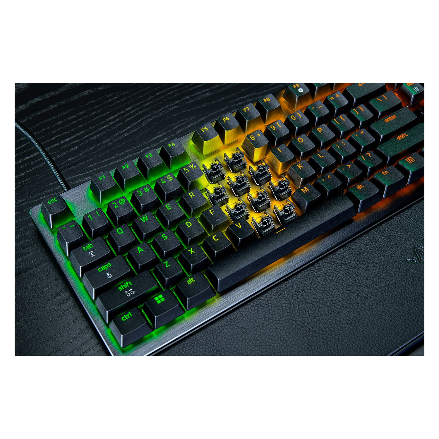 Tastierë Gaming Razer Huntsman V3 Pro 8KHz / Wired / Full-Size / Analog Optical Gen-2 / Rapid Trigger / 8000 Hz / RGB / USB-C – Zezë 6