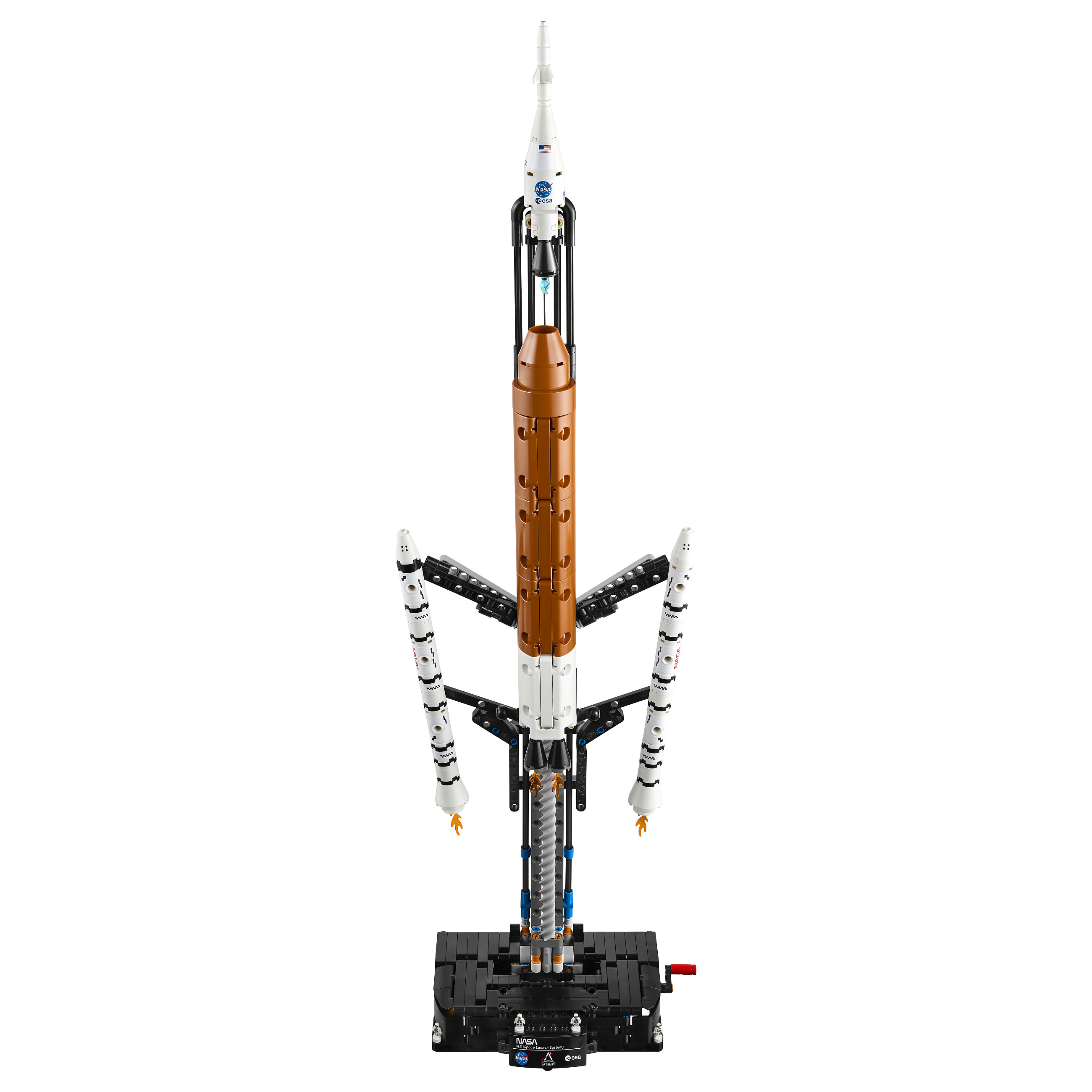 LEGO Technic NASA Artemis Space Launch System Rocket 42221 thumbnail 2