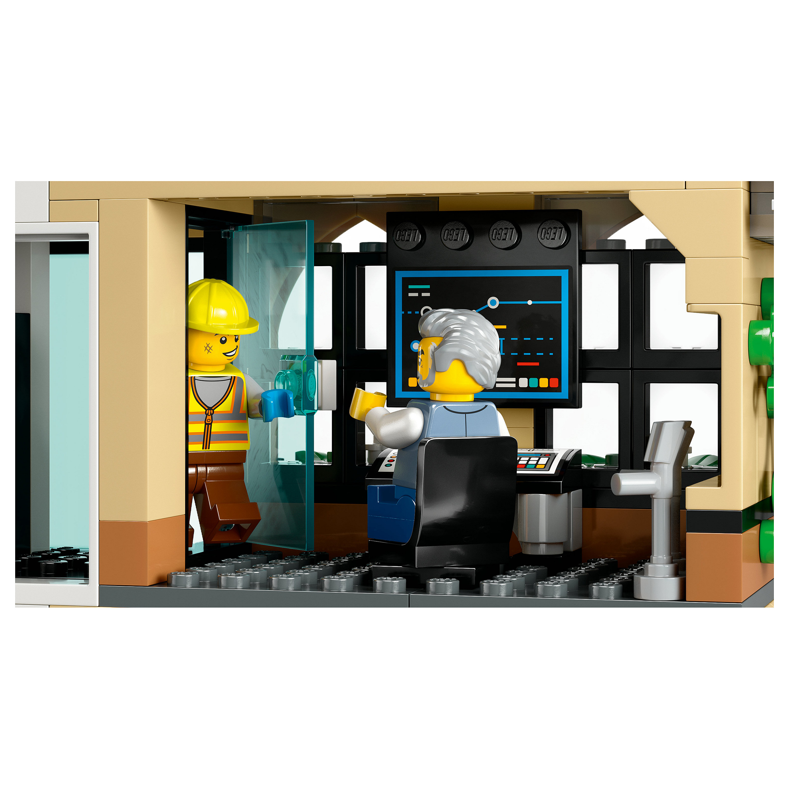 LEGO City Central Train Station thumbnail 5