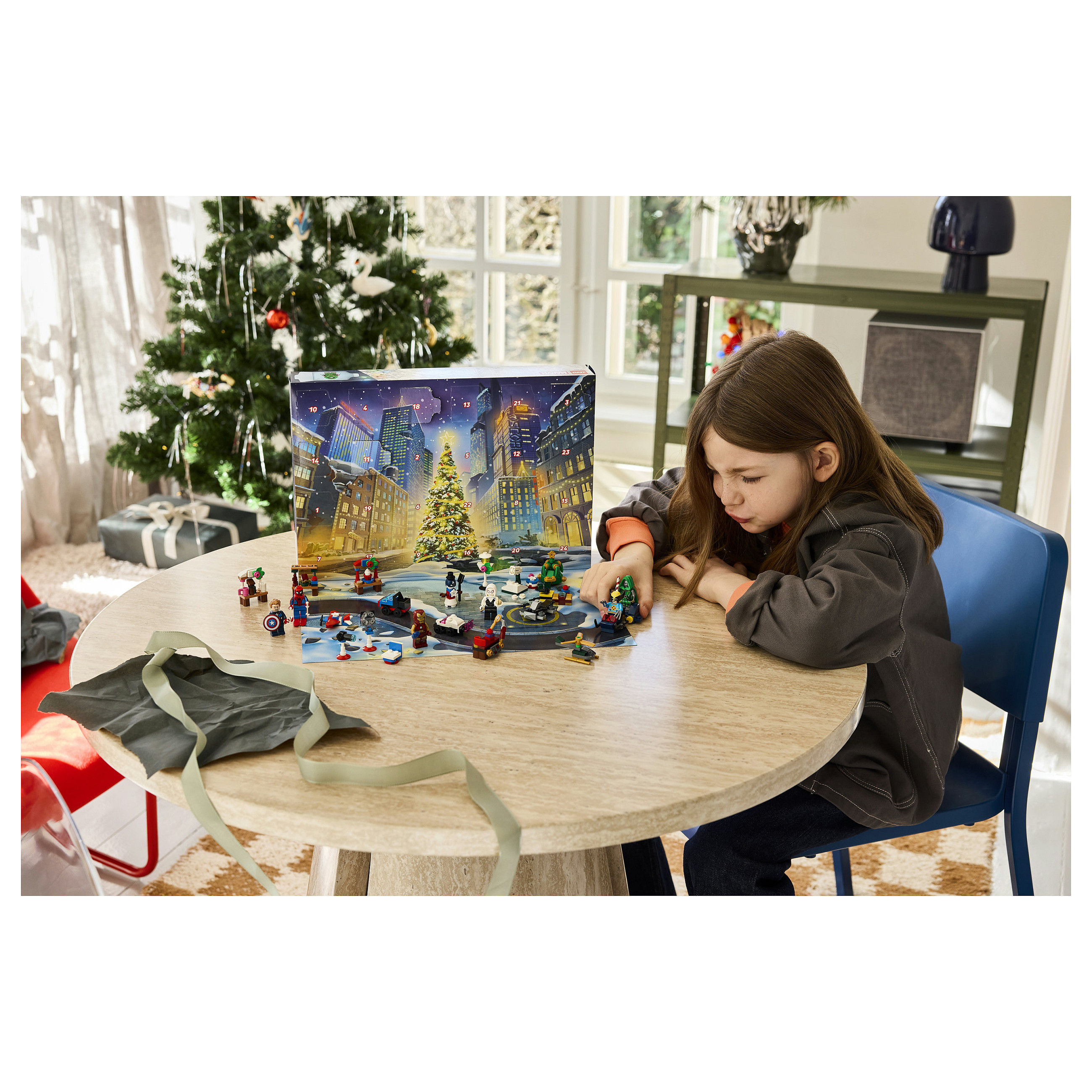 LEGO Marvel Advent Calendar 2026 76340 thumbnail 4